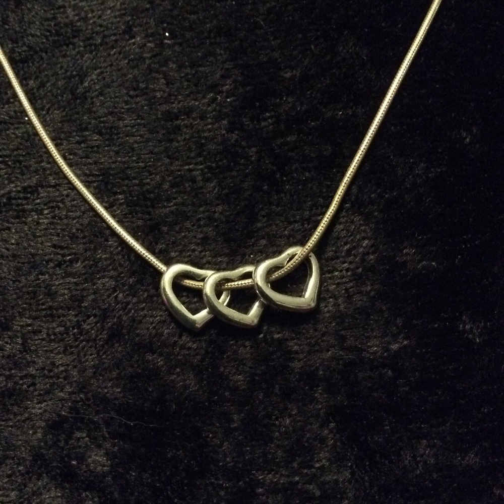 💗 Sheer Tank + Triple Heart Necklace 💗 - Picture 6 of 8